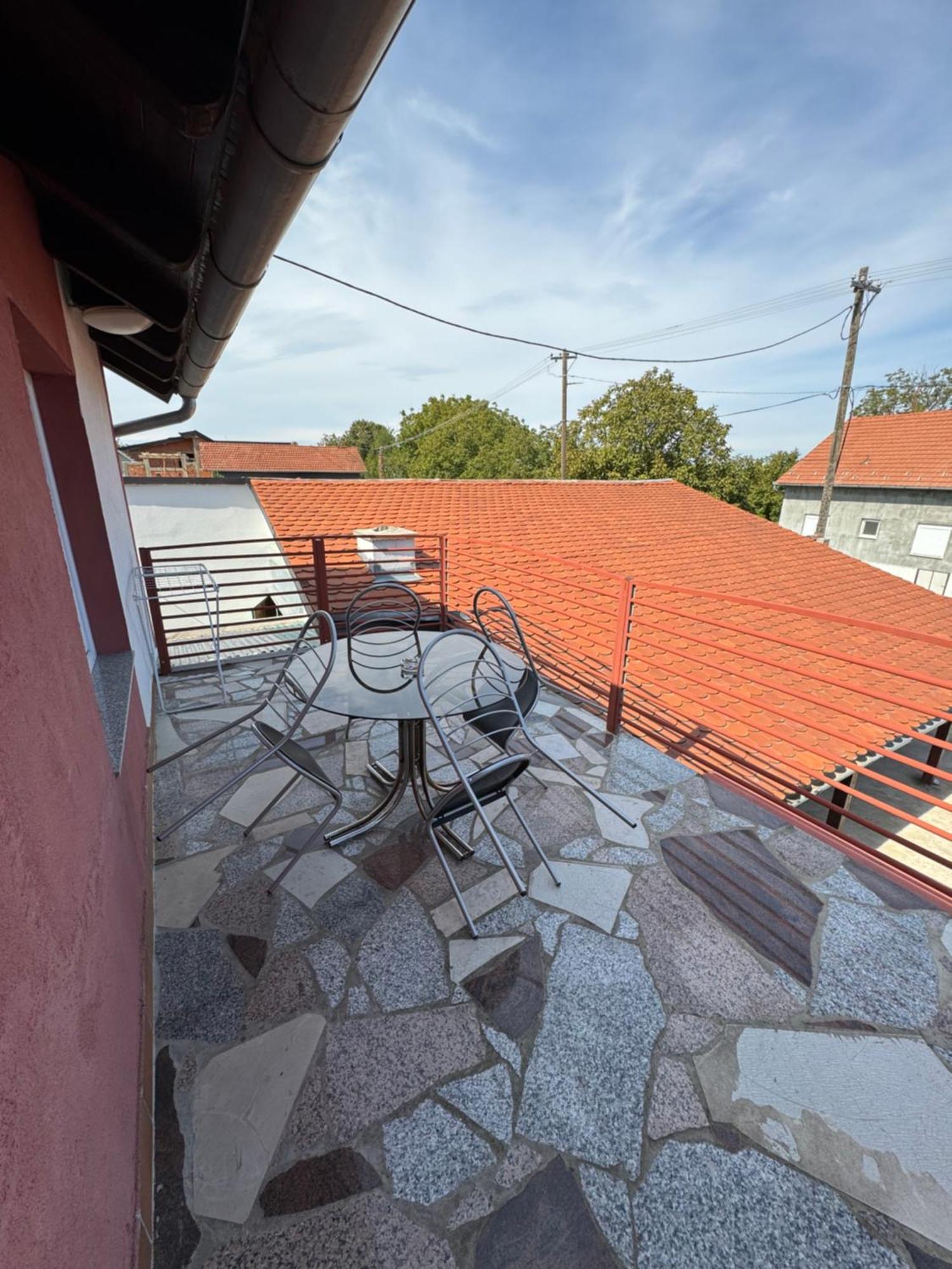 Arena Nikic Hotel Osijek Exterior photo